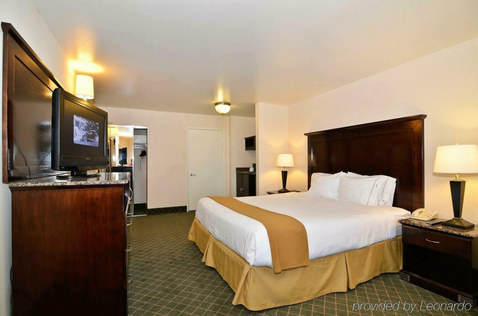 Holiday Inn Express Mira Mesa San Diego, an IHG Hotel Bagian luar foto